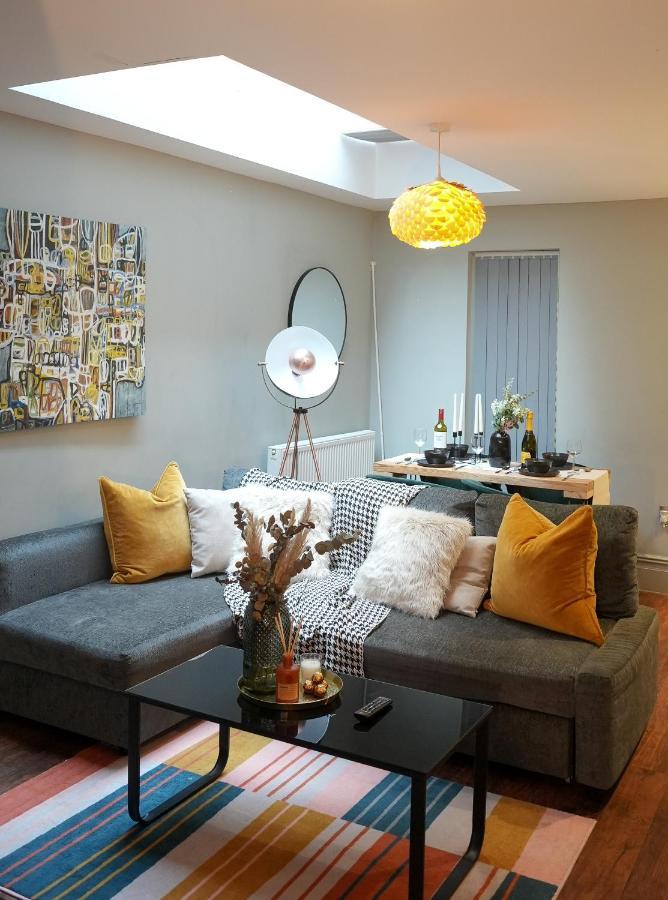 Stunning Brighton Seaside 2-Bedroom Townhouse With Patio, Sleeps 6 Экстерьер фото