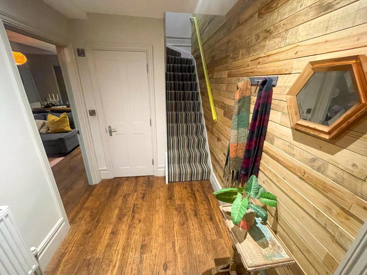 Stunning Brighton Seaside 2-Bedroom Townhouse With Patio, Sleeps 6 Экстерьер фото